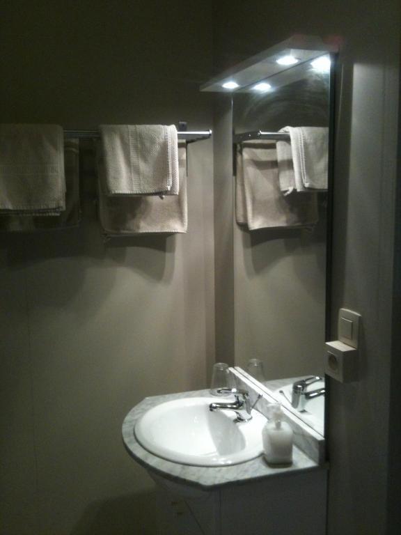 Studio Et Appartement La Tete En L'Air デュルビュイ 部屋 写真