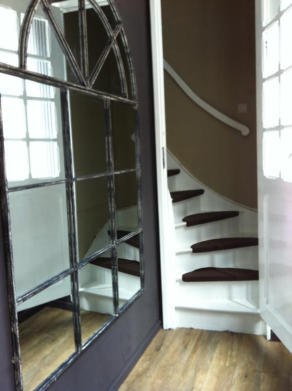 Studio Et Appartement La Tete En L'Air デュルビュイ エクステリア 写真